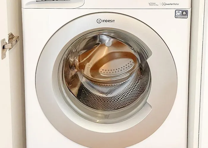 Apartman Full Of Light And Color At The Spot In Town