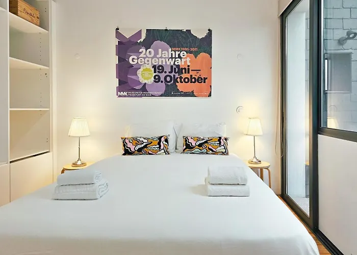 Apartamento Full Of Light And Color At The Spot In Town Oporto