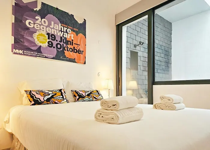 Apartman Full Of Light And Color At The Spot In Town